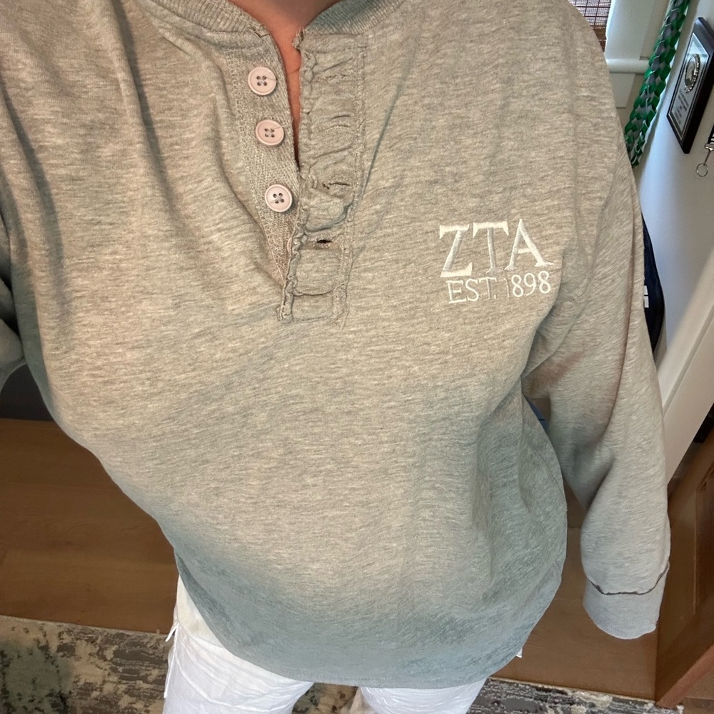 Zeta Sweaters - Picture 2 of 2